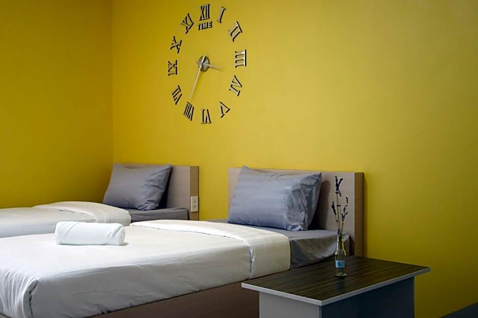 H12, The Stylish Apartment