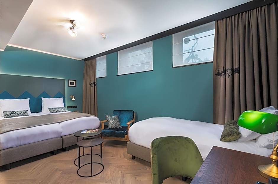 The Hendrick's Hotel