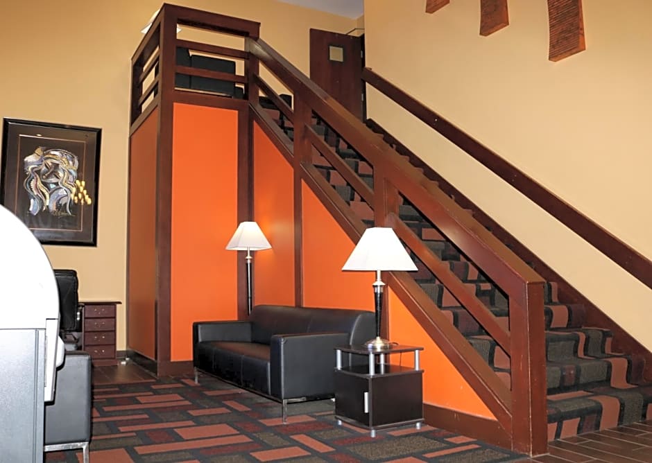 Super 8 by Wyndham La Crosse