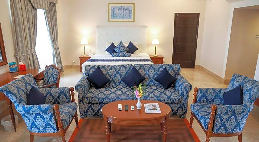 Beach Luxury Hotel
