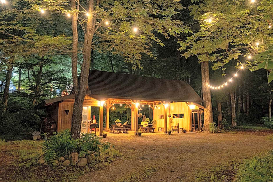 Kizuna Lodge & BBQ Centre