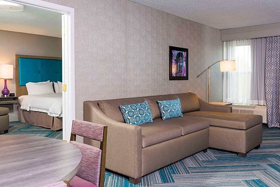 Hampton Inn By Hilton Midland