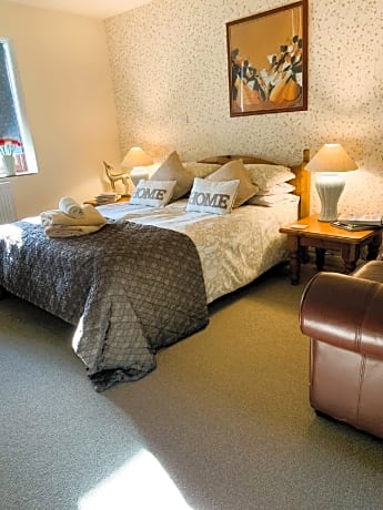 Apartment-Ensuite with Bath-Coriander