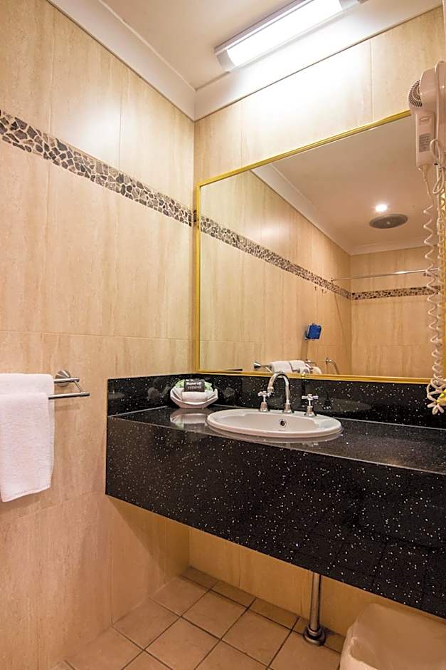 Albury Georgian Motel & Suites