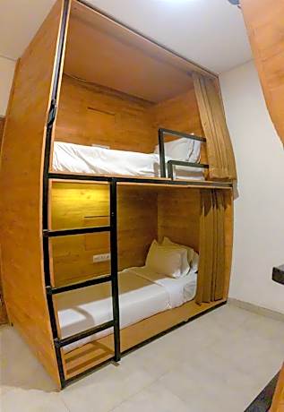 Bed in 6-Bed Female Dormitory Room