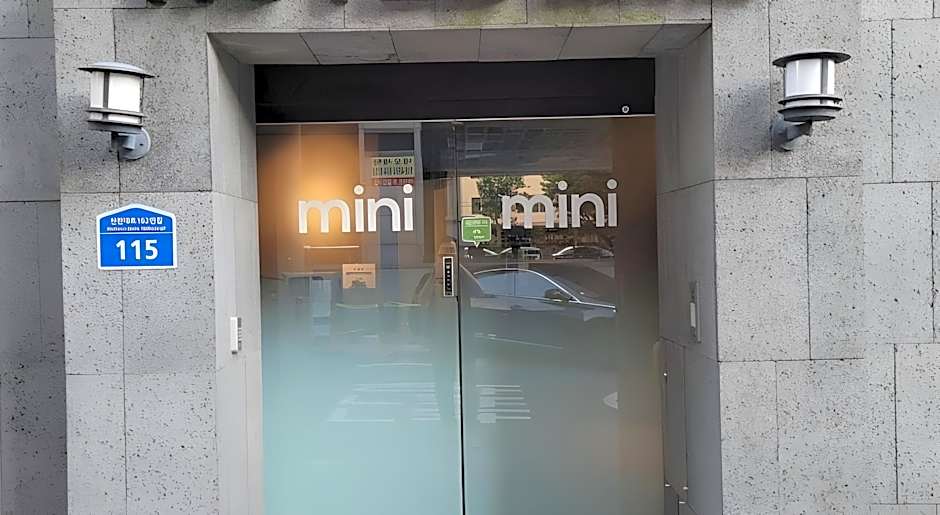 Hotel Mini