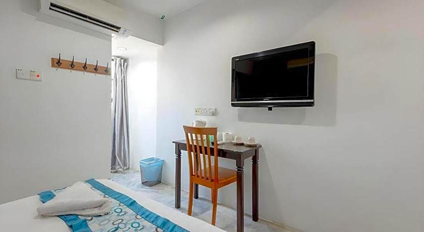 OYO 89874 Gs Golden Star Hotel