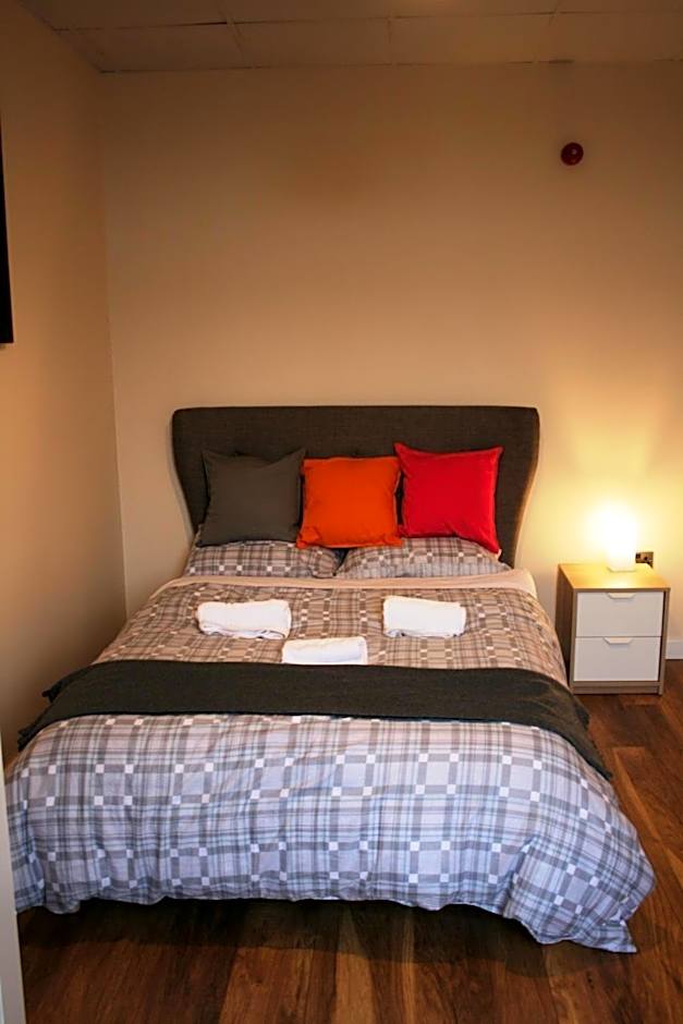 Premier Lodge Central