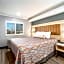 Travelodge Inn & Suites by Wyndham Bell Los Angeles Area