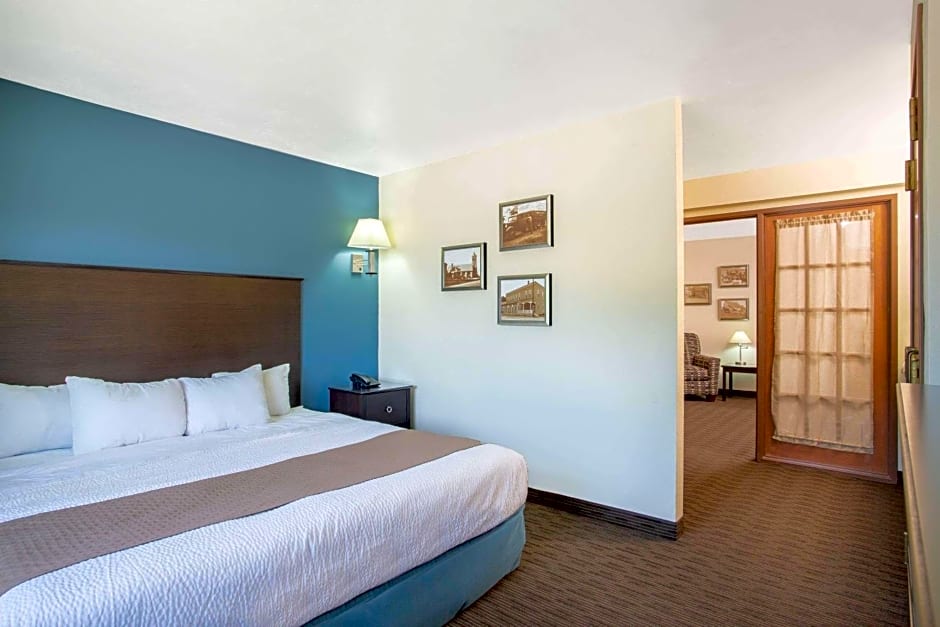 AmericInn by Wyndham Green Bay West
