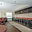 GreenTree Inn - IAH Airpot JFK Blvd