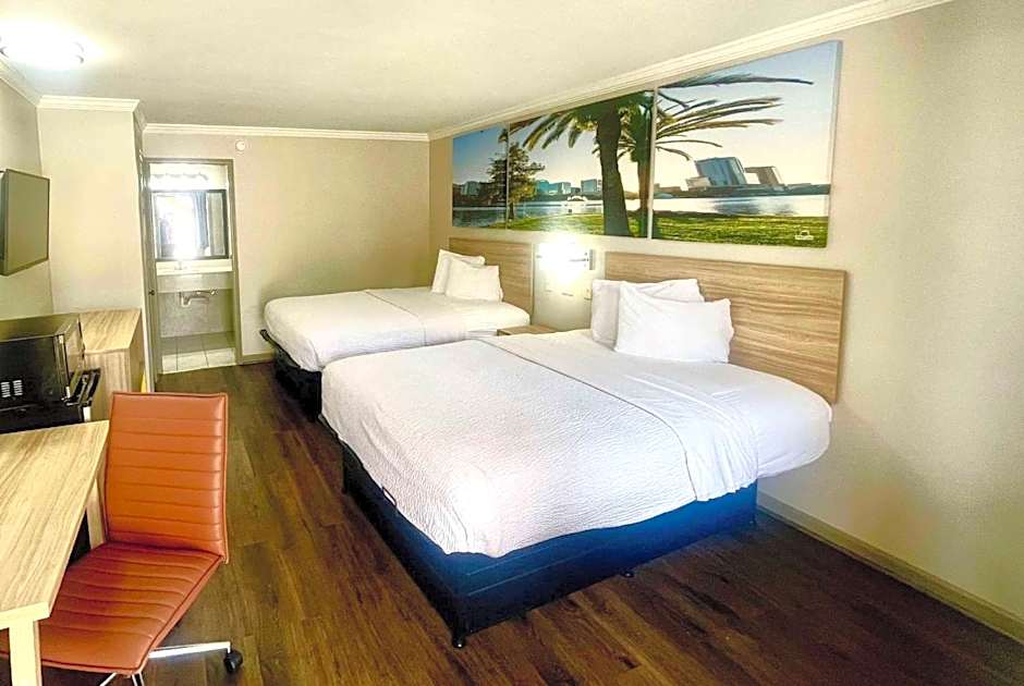 Days Inn by Wyndham Slidell