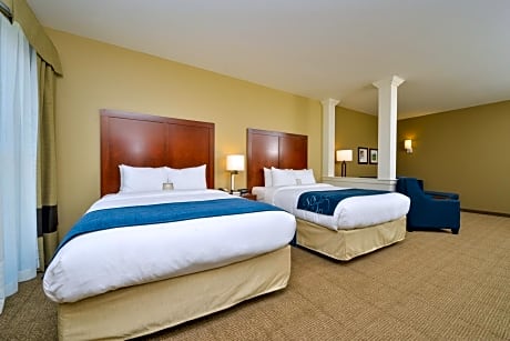 Queen Suite with Two Queen Beds - Accessible/Non-Smoking