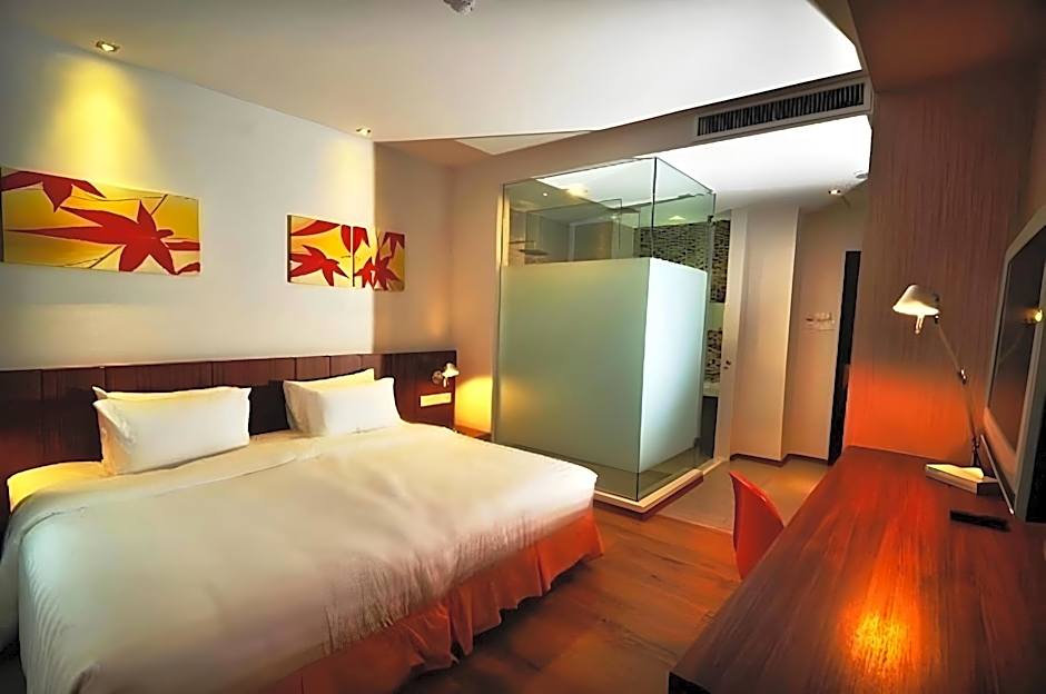 French Hotel
