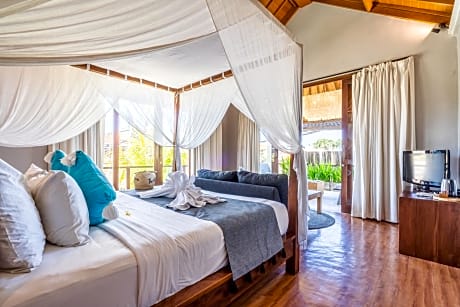 Four-Bedroom Villa with Private Pool