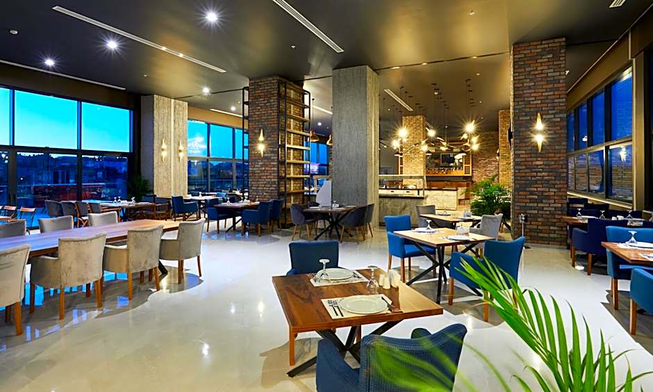 Hattusa Vacation Business Thermal Hotel Saray