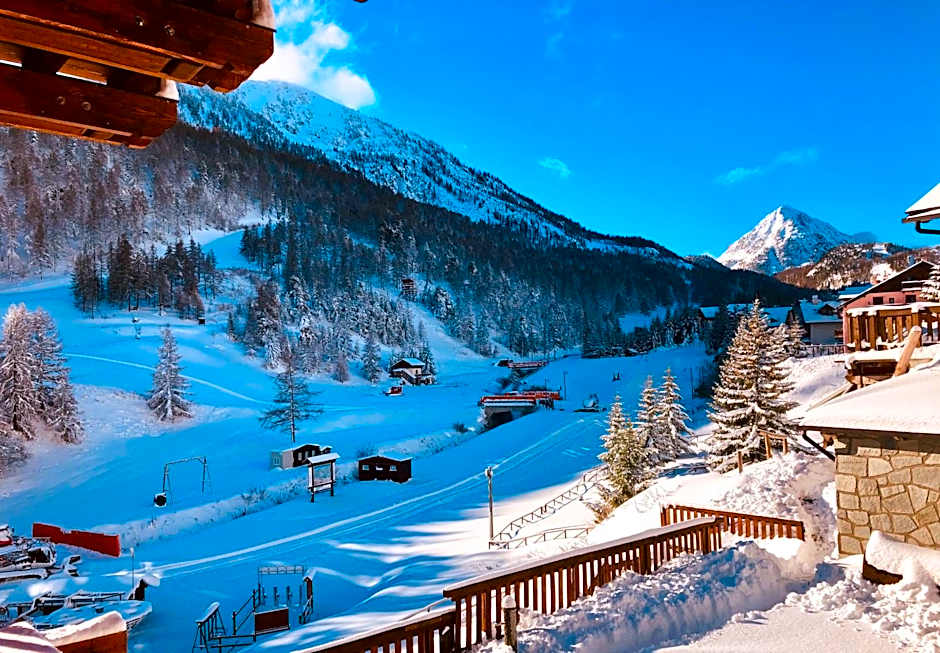 Hotel Piccolo Chalet