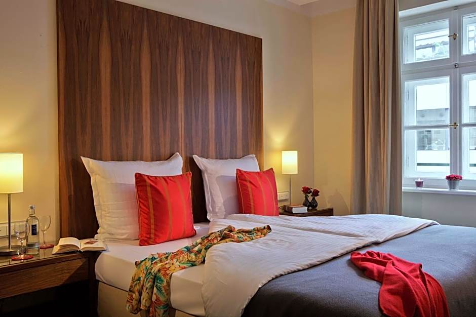 MAXIMILIAN MUNICH Apartments & Hotel