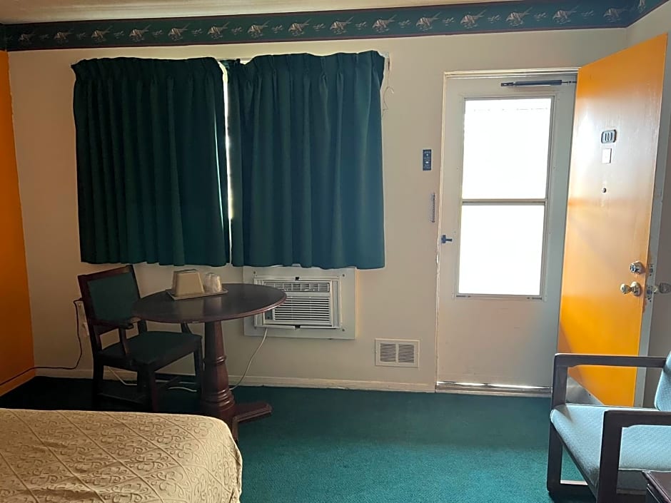 Sunrise Motel