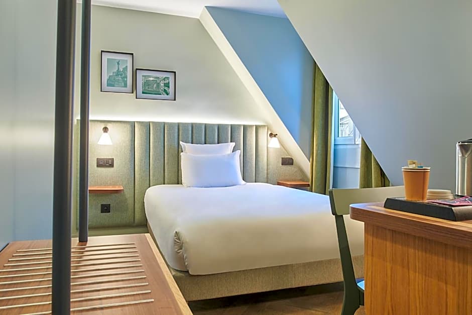 Hotel 10 Opera by HappyCulture