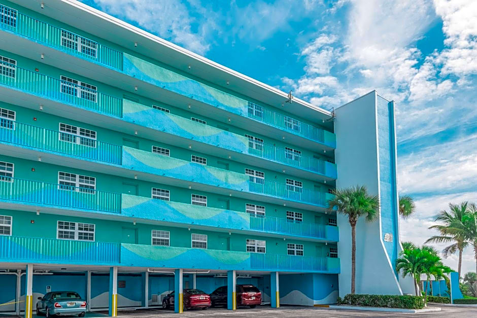 Turtle Reef Club by Capital Vacations