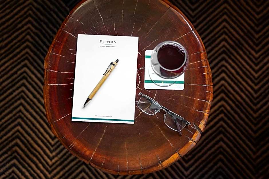 Peppers Gallery Hotel