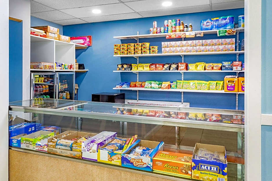 Days Inn by Wyndham Livonia/Canton/Detroit