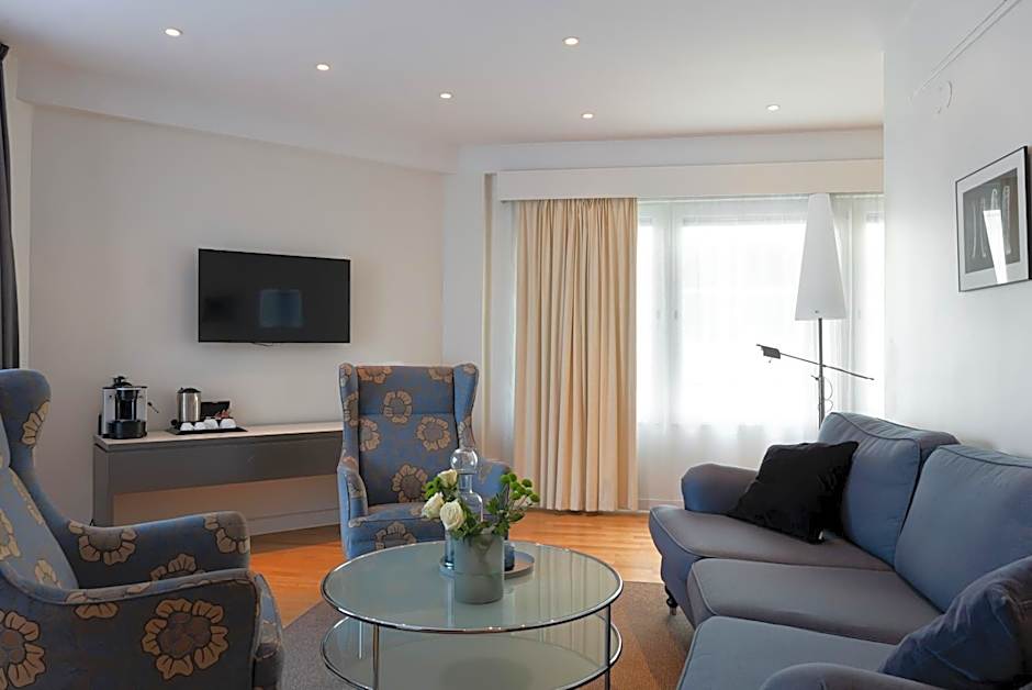 Elite Hotel Marina Plaza