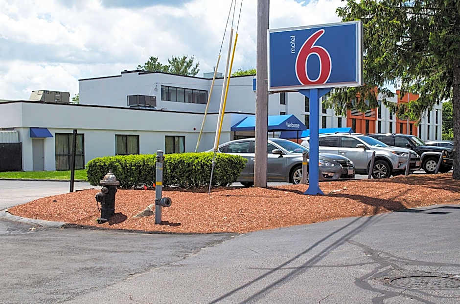 Motel 6-Brockton, MA