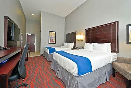 Standard Queen Room with Two Queen Beds - Communications Accessible