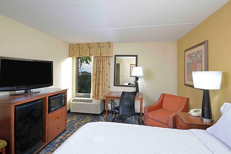 Hampton Inn By Hilton Fayetteville Fort Bragg