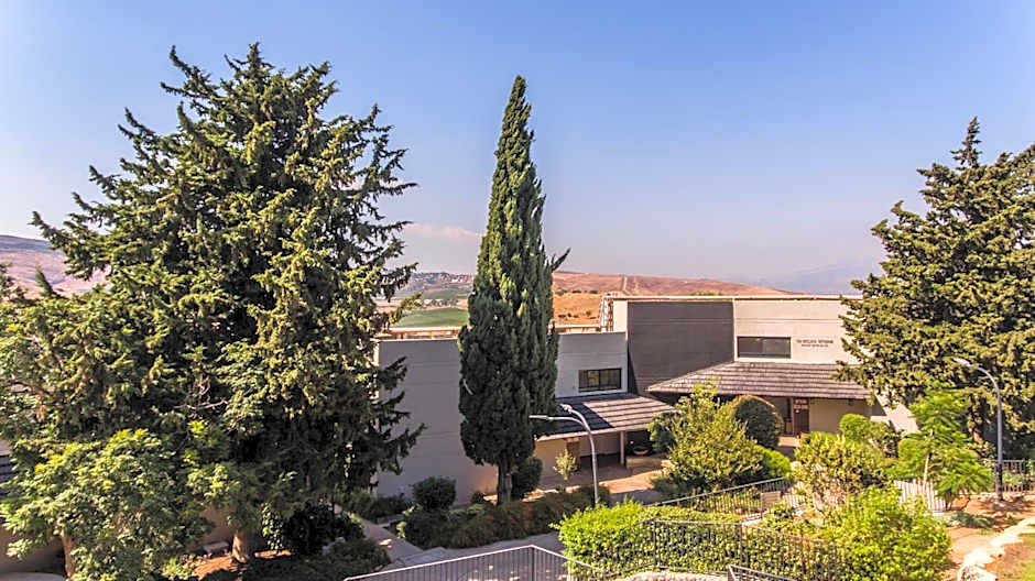 Kfar Giladi Hotel