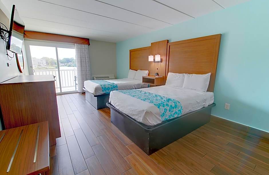 Seashire Inn & Suites