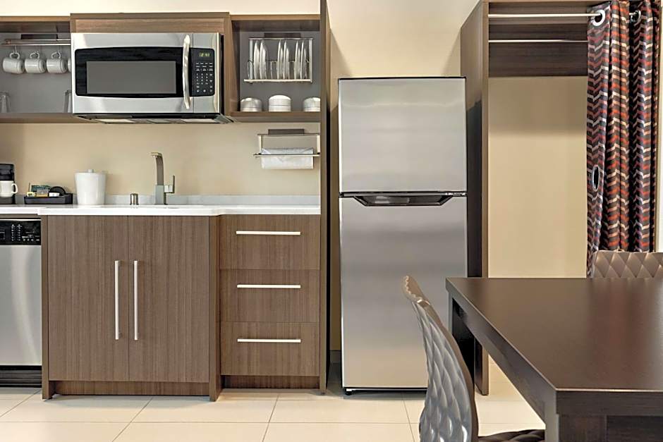 Home2 Suites by Hilton Minneapolis University Area