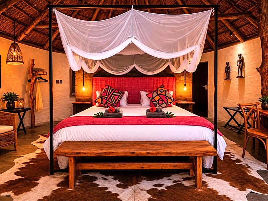 Addo African Home