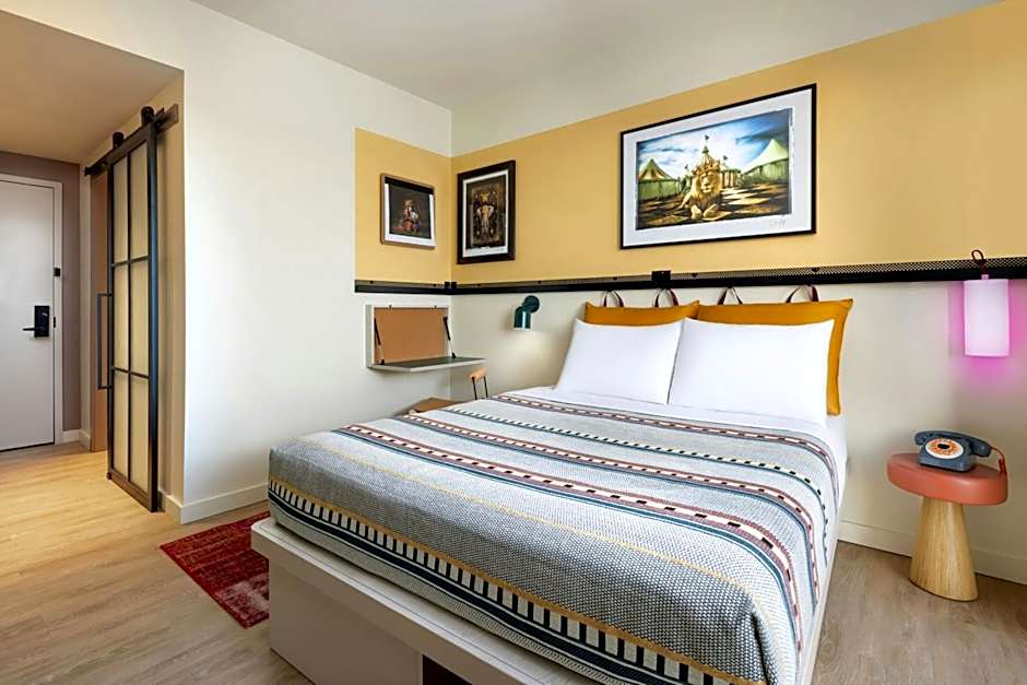 Moxy Allentown Downtown