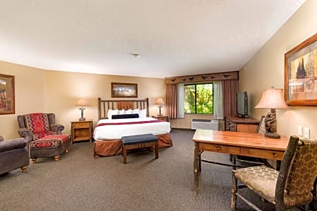 Deluxe King Room with Spa Bath - Non Smoking