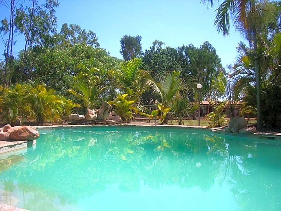 Territory Manor Motel & Caravan Park