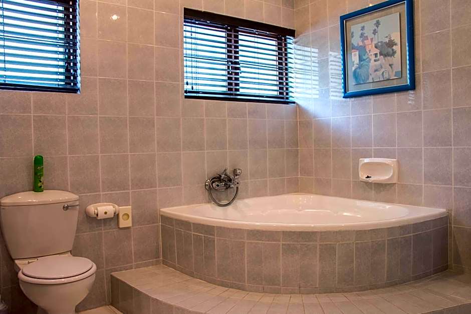Hallack Manor – Gqeberha, IL