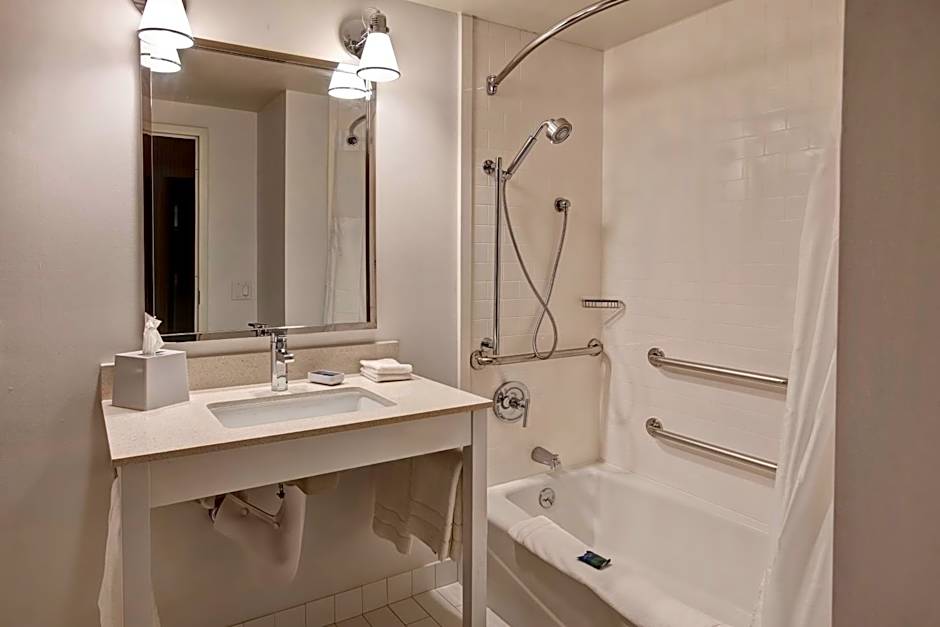 Four Points by Sheraton Peoria