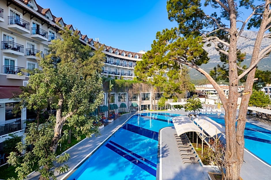 GRAVEL HOTELS SELECT