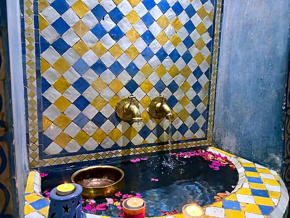 Riad Fes Baraka Piscine & SPA