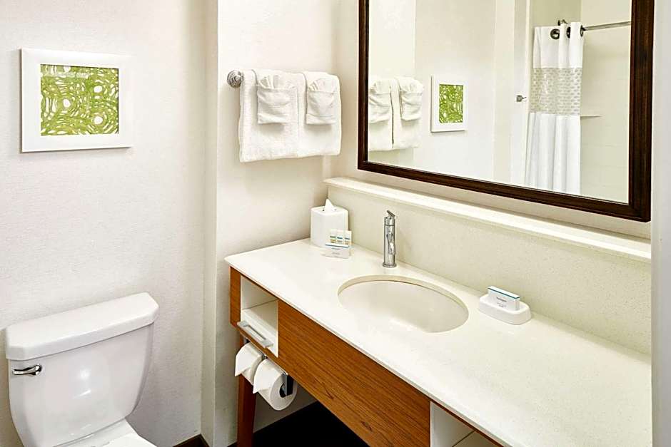 Hampton Inn By Hilton & Suites Oahu/Kapolei, HI
