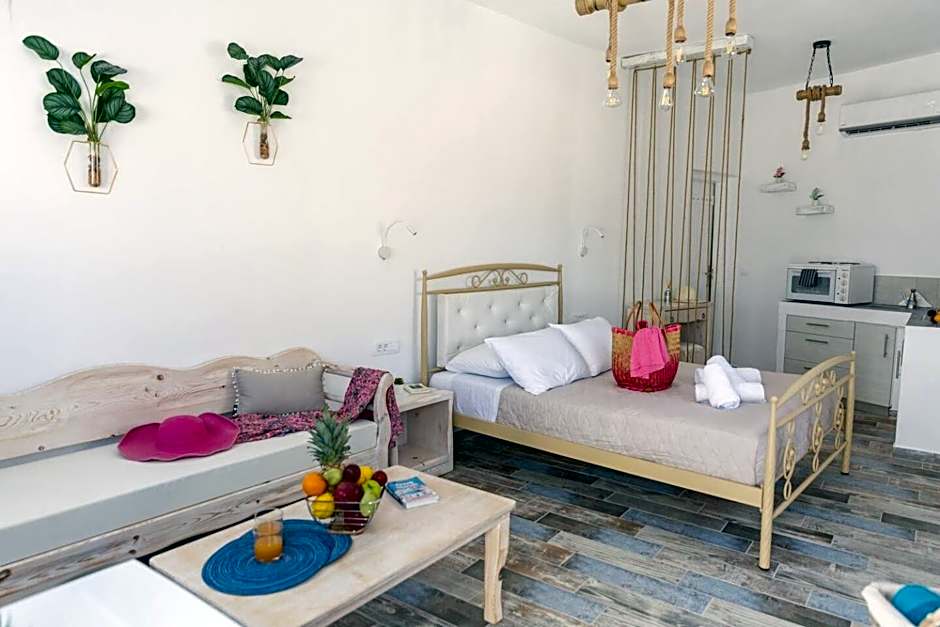 Santorita Suites