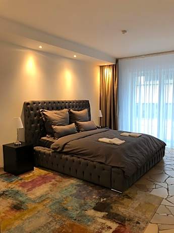 Deluxe Double Room with Extra Bed