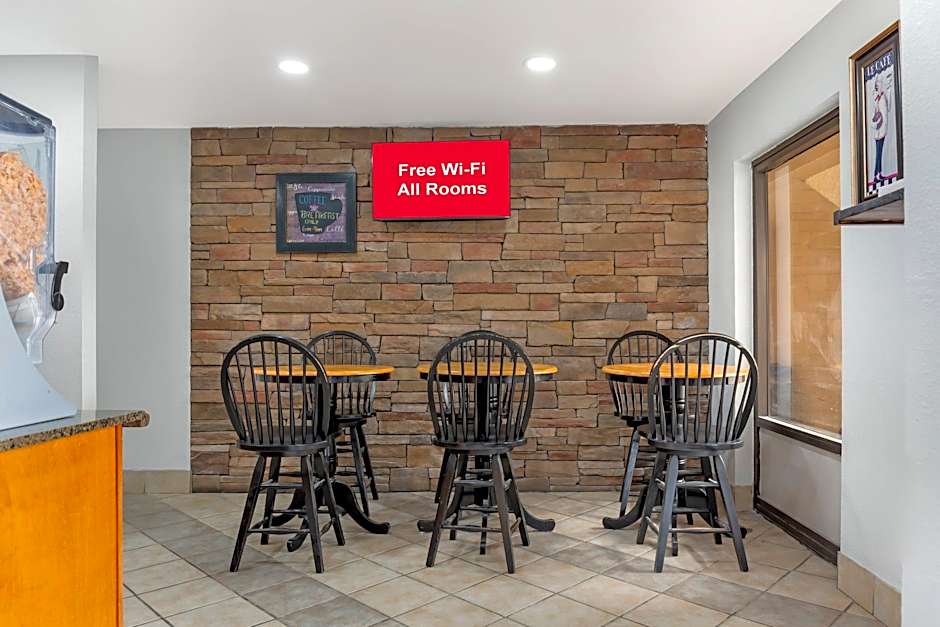 Red Roof Inn Bowling Green