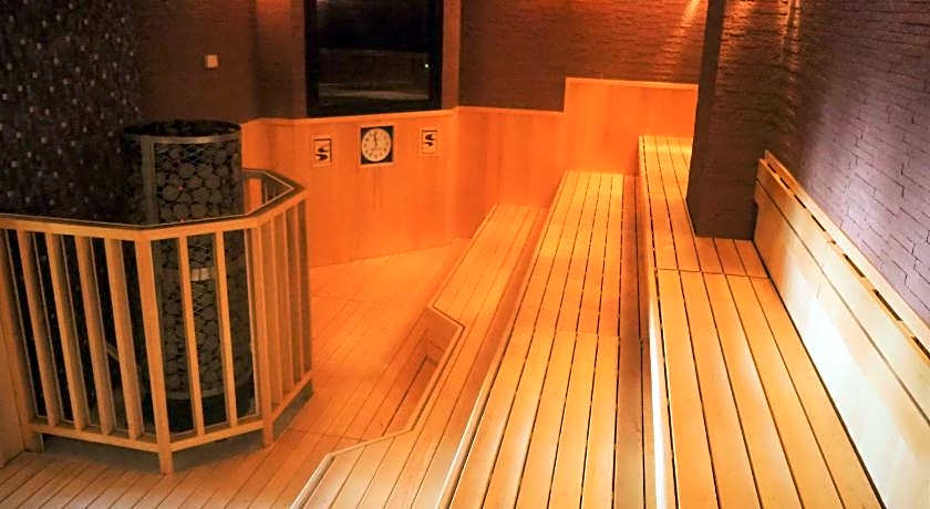 Kawaramachi Gion Onsen Golden Time Takamatsu (Male Only)