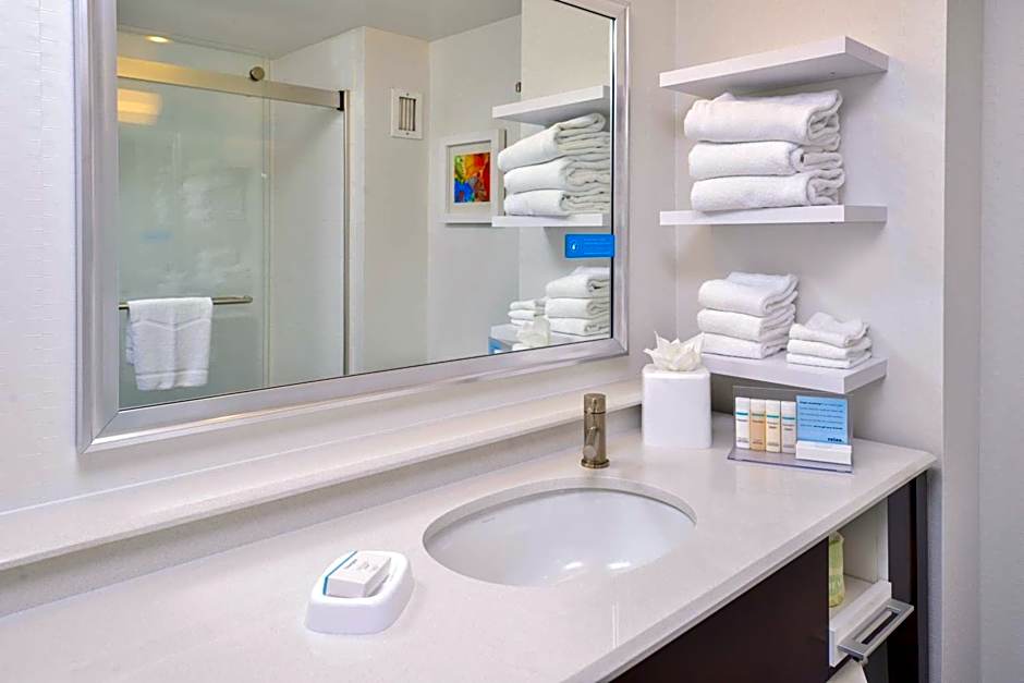 Hampton Inn By Hilton Seattle-Airport