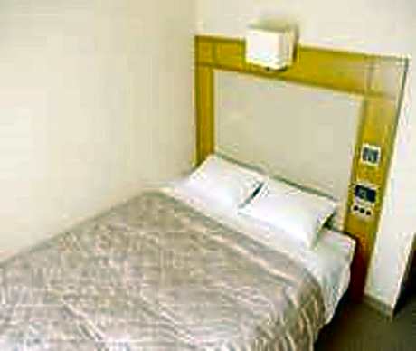 Double Room with Small Double Bed - Non-Smoking