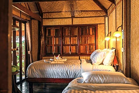 Banyan Villa  (4 Adults)